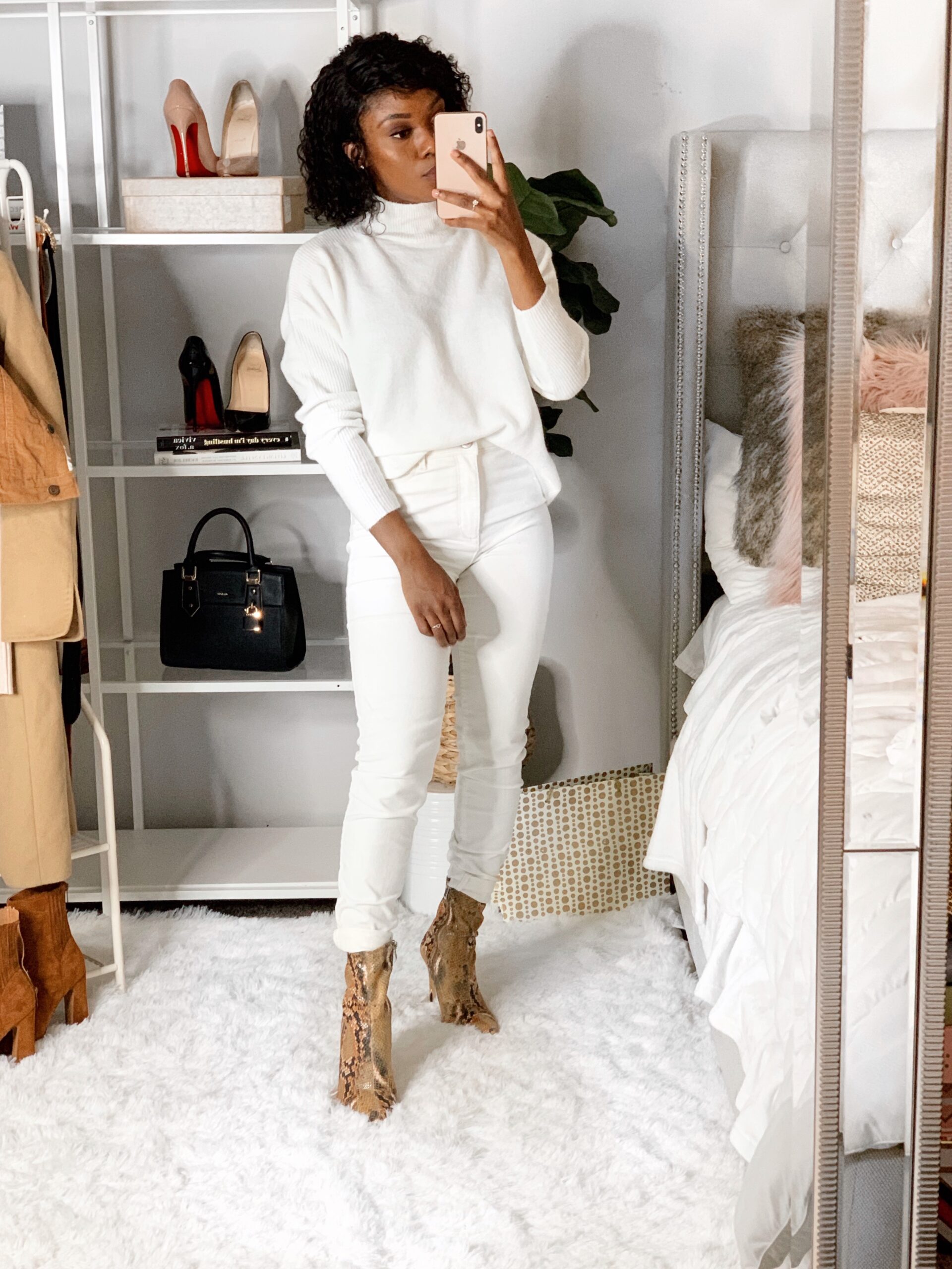 Affordable minimalist winter white look from Walmart.