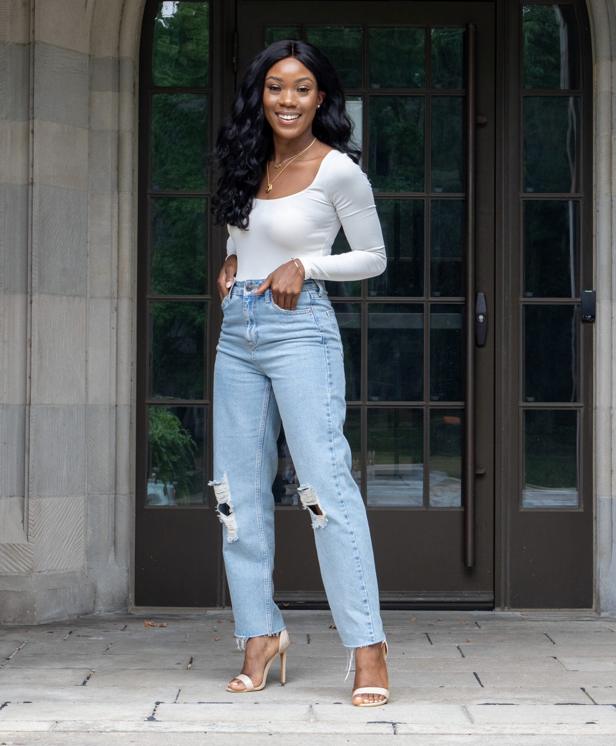 Summer Guide To Styling White Jeans